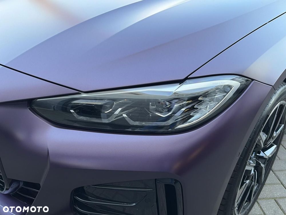 BMW i4 - 21