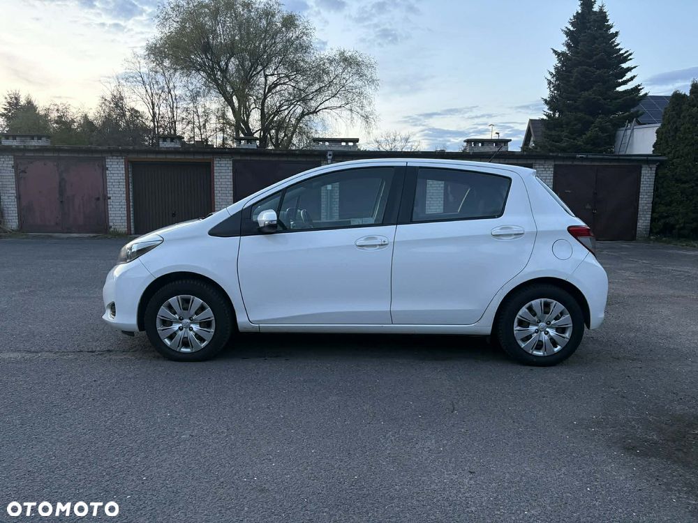 Toyota Yaris 1.4 D-4D Active - 8