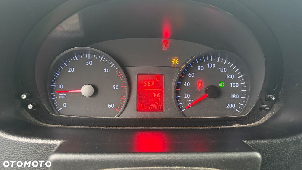 Volkswagen Crafter - 13