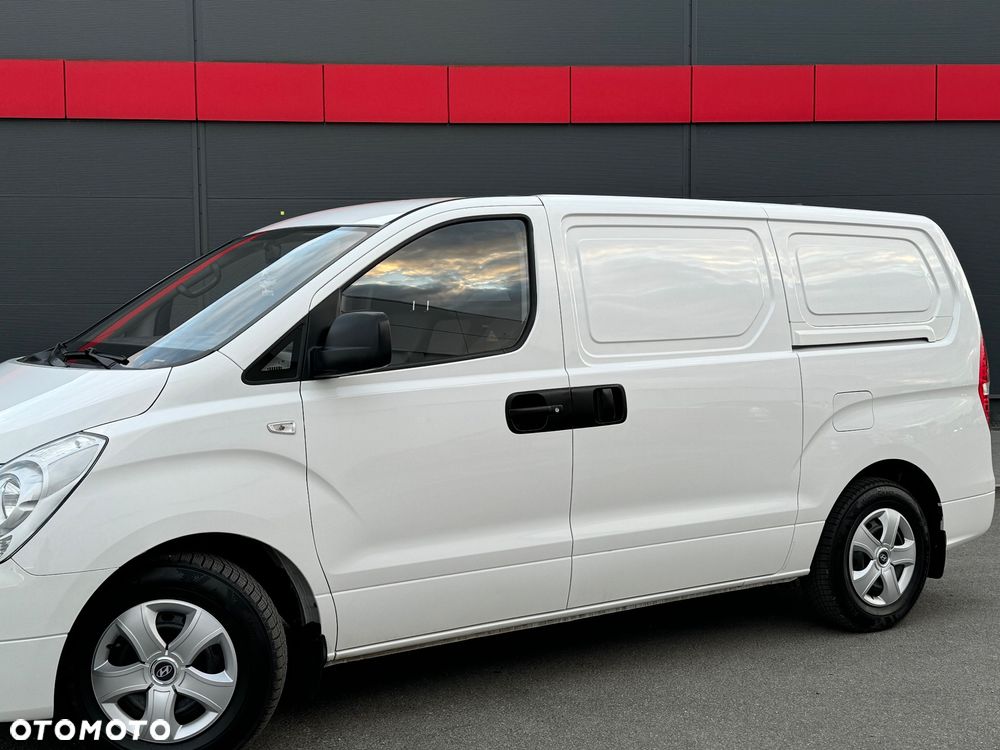 Hyundai H1 - 15