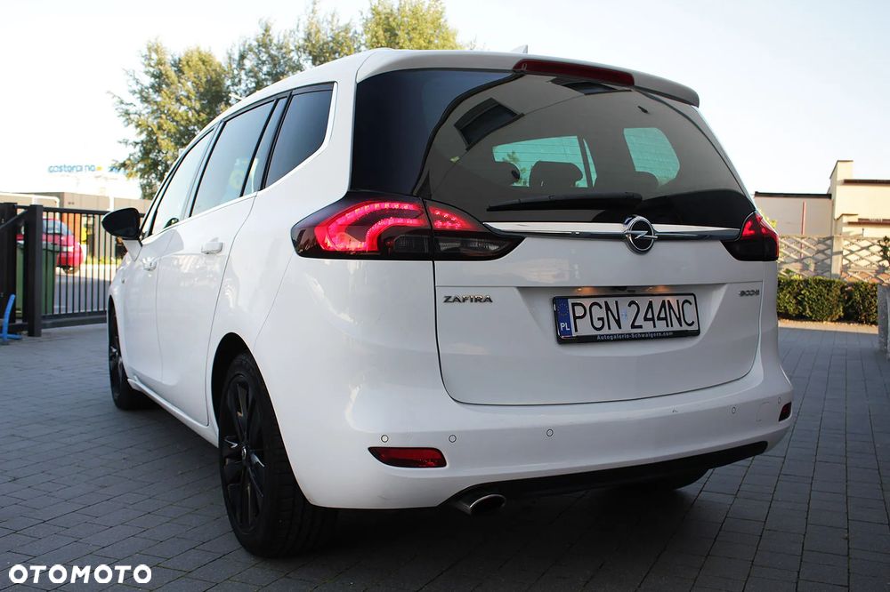Opel Zafira 2.0 D (CDTI ecoFLEX) Start/Stop Business Innovation - 4