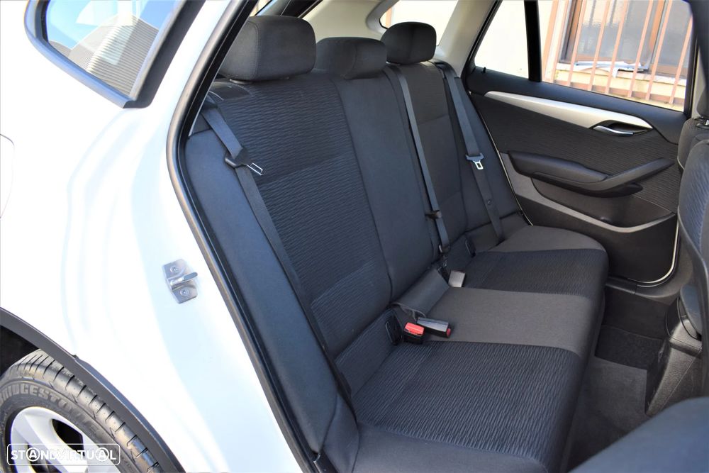 BMW X1 20 d sDrive EDynamics Line Sport - 22