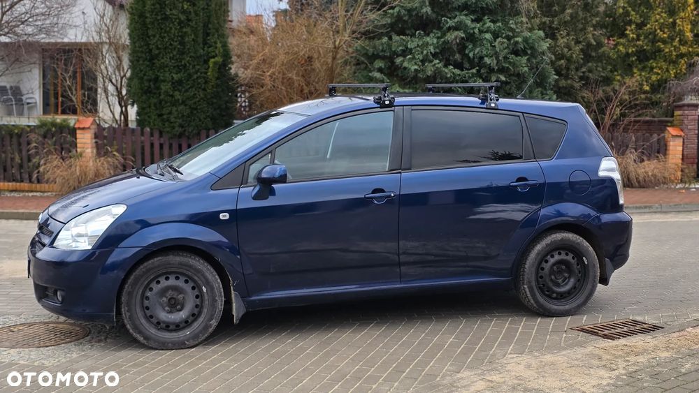 Toyota Corolla Verso - 10