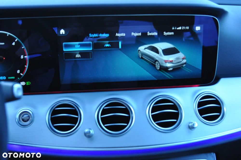 Mercedes-Benz Klasa E 300 d 4-Matic Avantgarde - 26