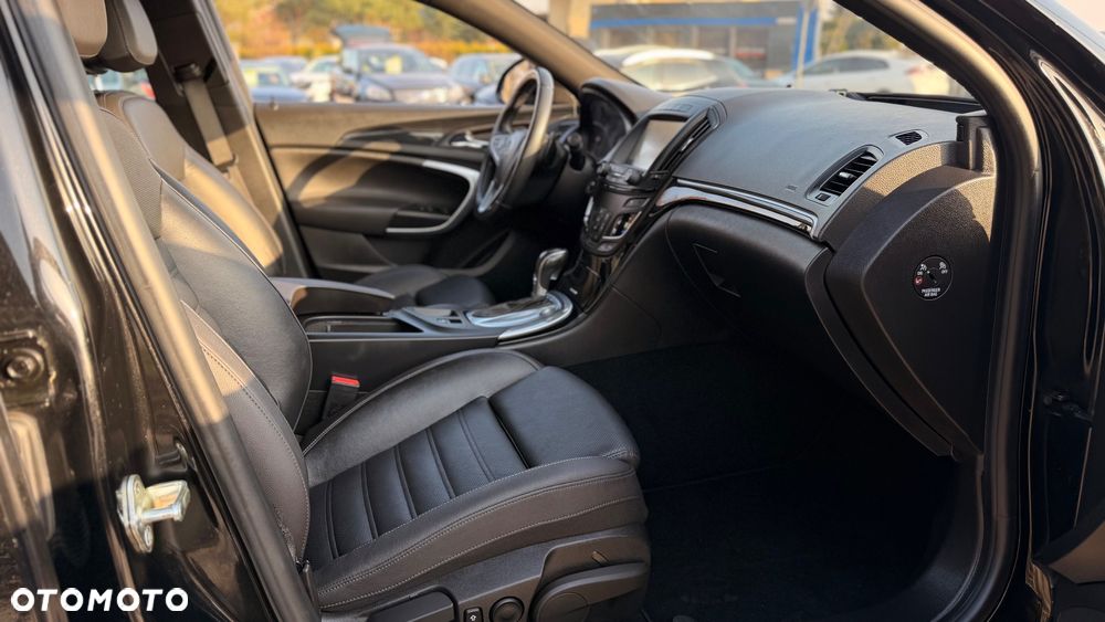 Opel Insignia 2.0 T Cosmo - 22