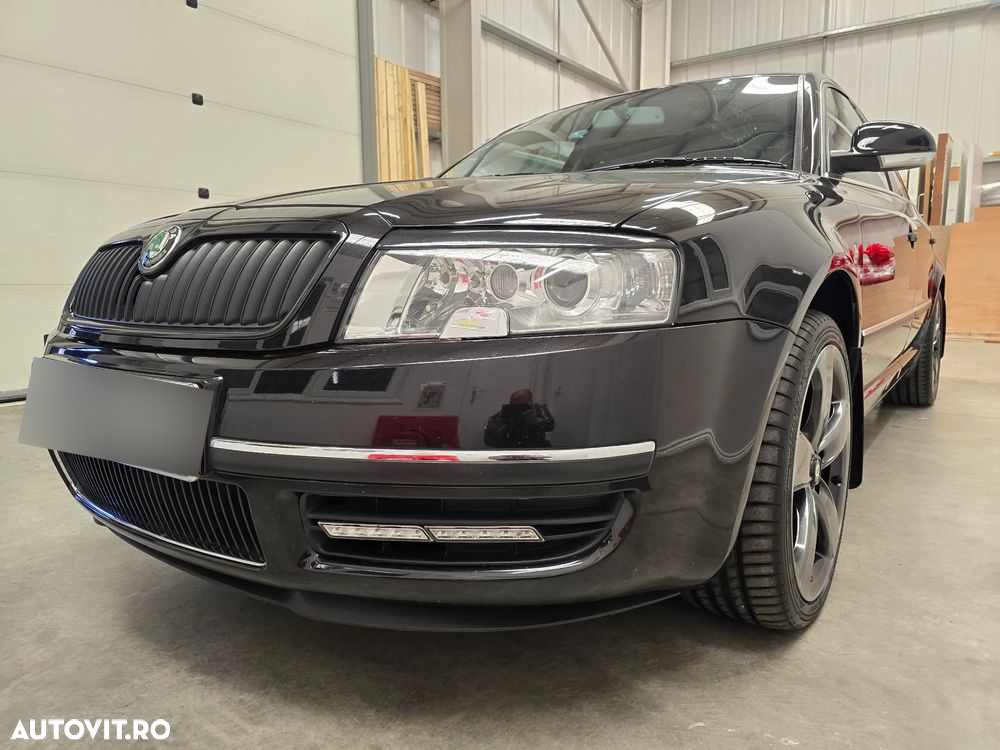 Skoda Superb 2.0 TDI DPF Elegance - 35