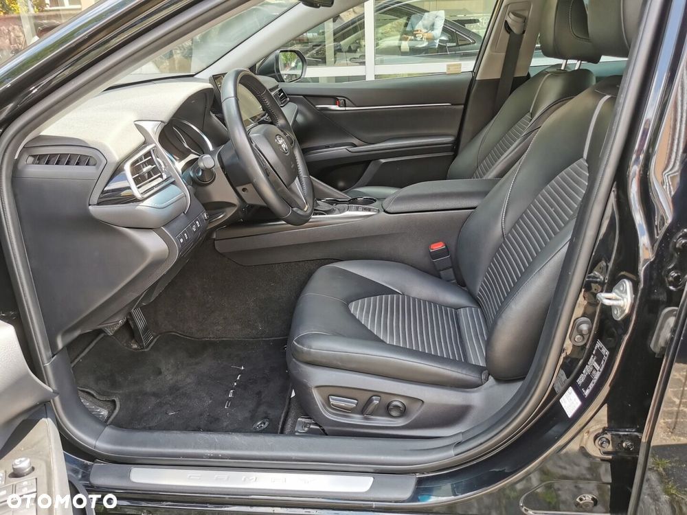 Toyota Camry 2.5 Hybrid Prestige CVT - 12
