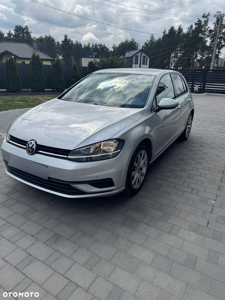 Volkswagen Golf 1.0 TSI BMT Trendline - 9
