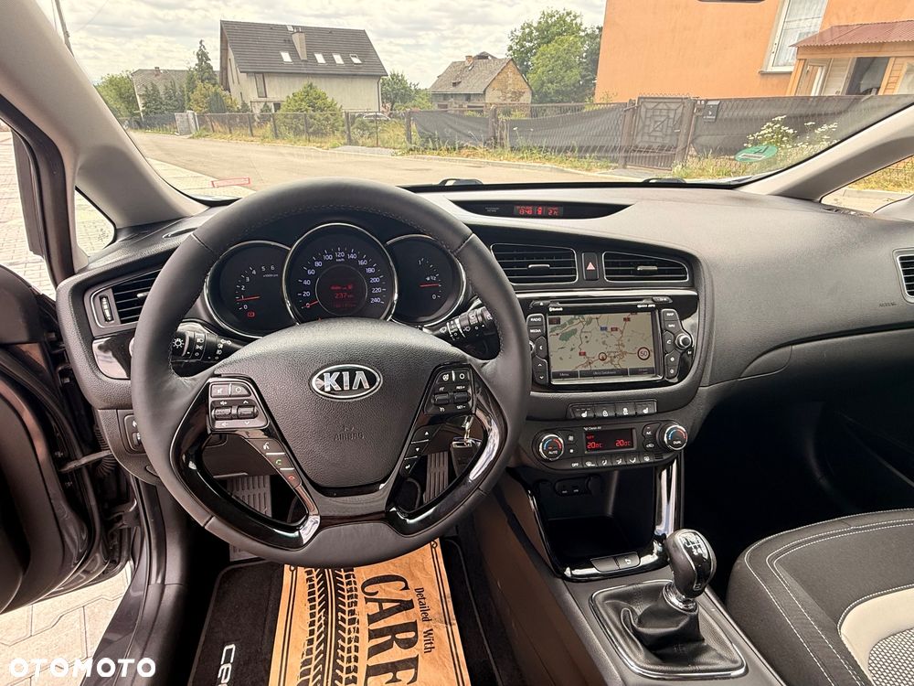 Kia Ceed 1.6 CRDi XL - 27