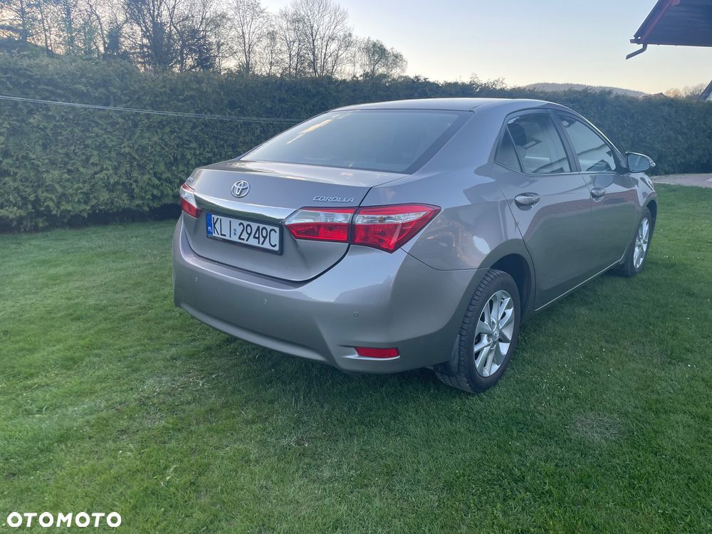 Toyota Corolla 1.6 Valvematic Life - 4