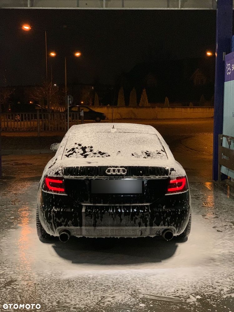 Audi A6 Limousine 2.4 - 15