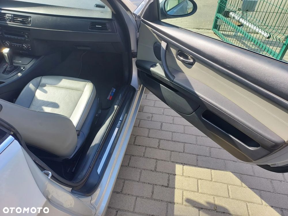 BMW Seria 3 330xd - 15