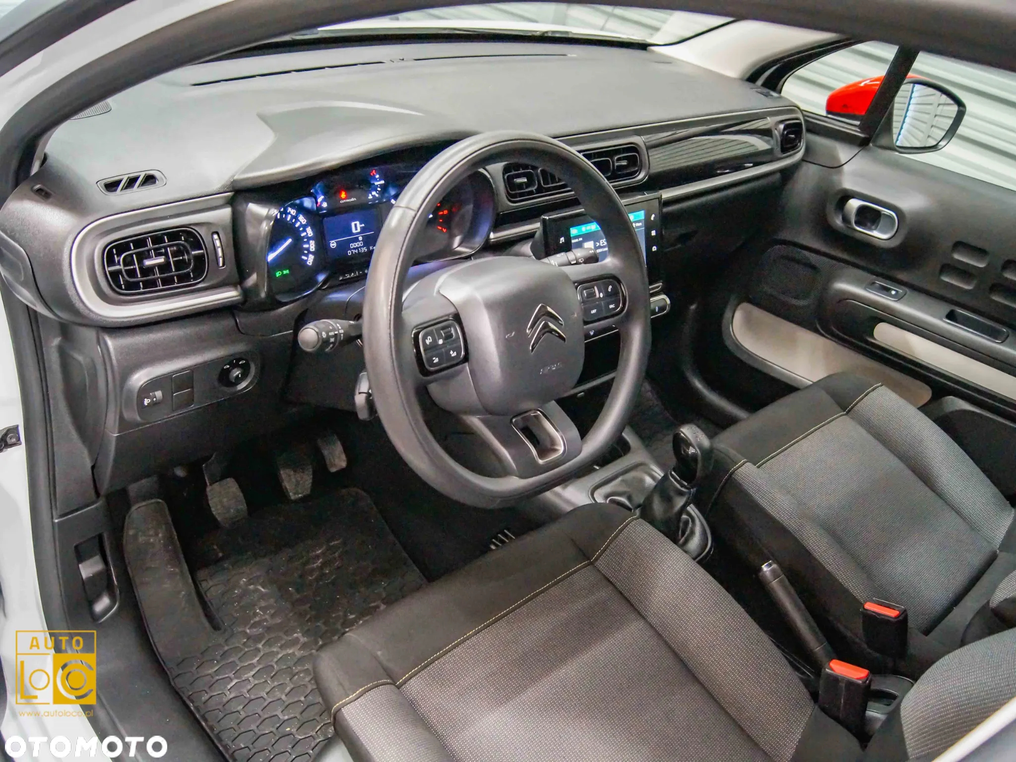 Citroën C3 1.2 PureTech Shine - 17