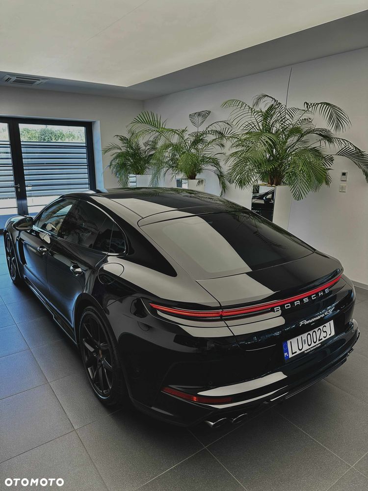 Porsche Panamera 4 - 4
