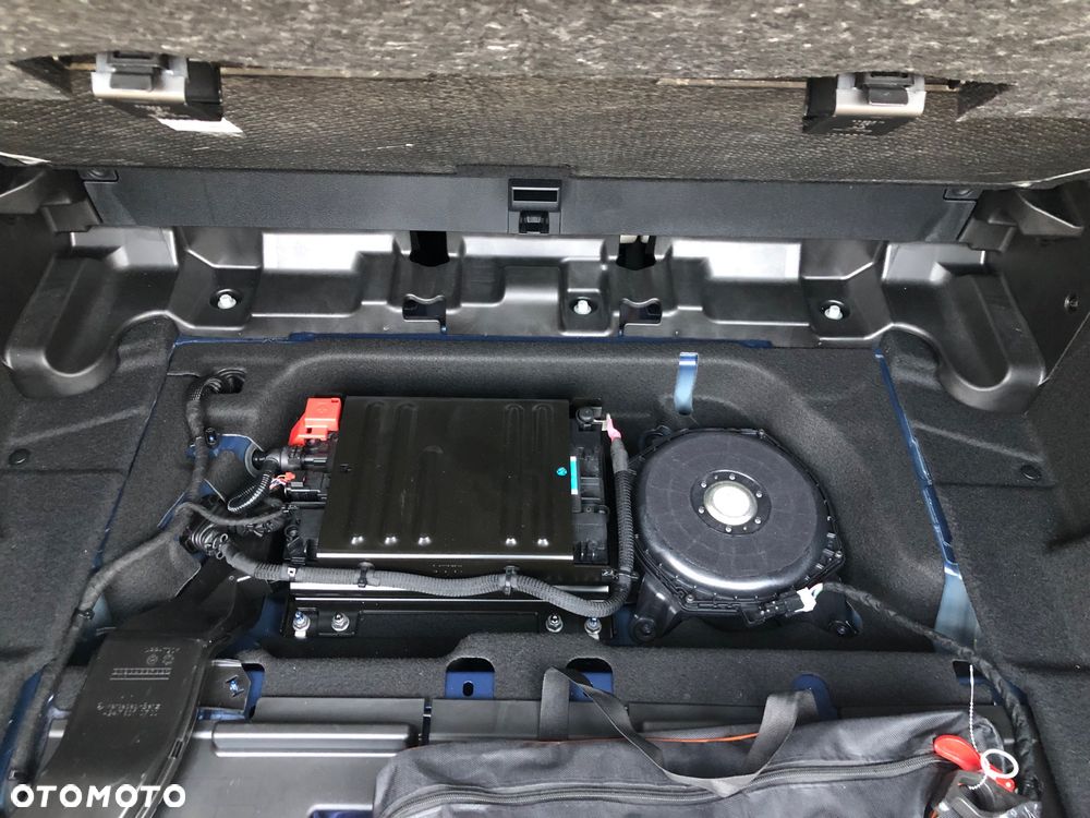 Mercedes-Benz GLB 250 4Matic 8G-DCT Progressive Advanced - 22