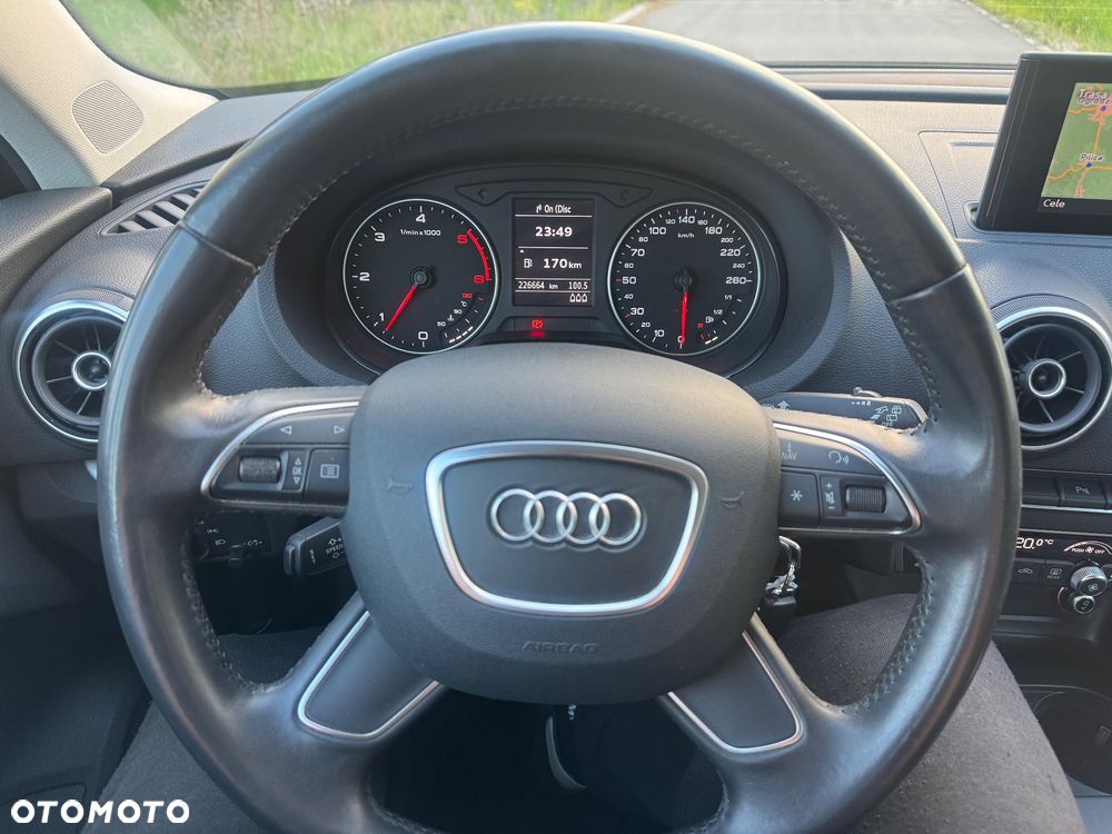 Audi A3 Sportback 1.6 TDI ultra Attraction - 15