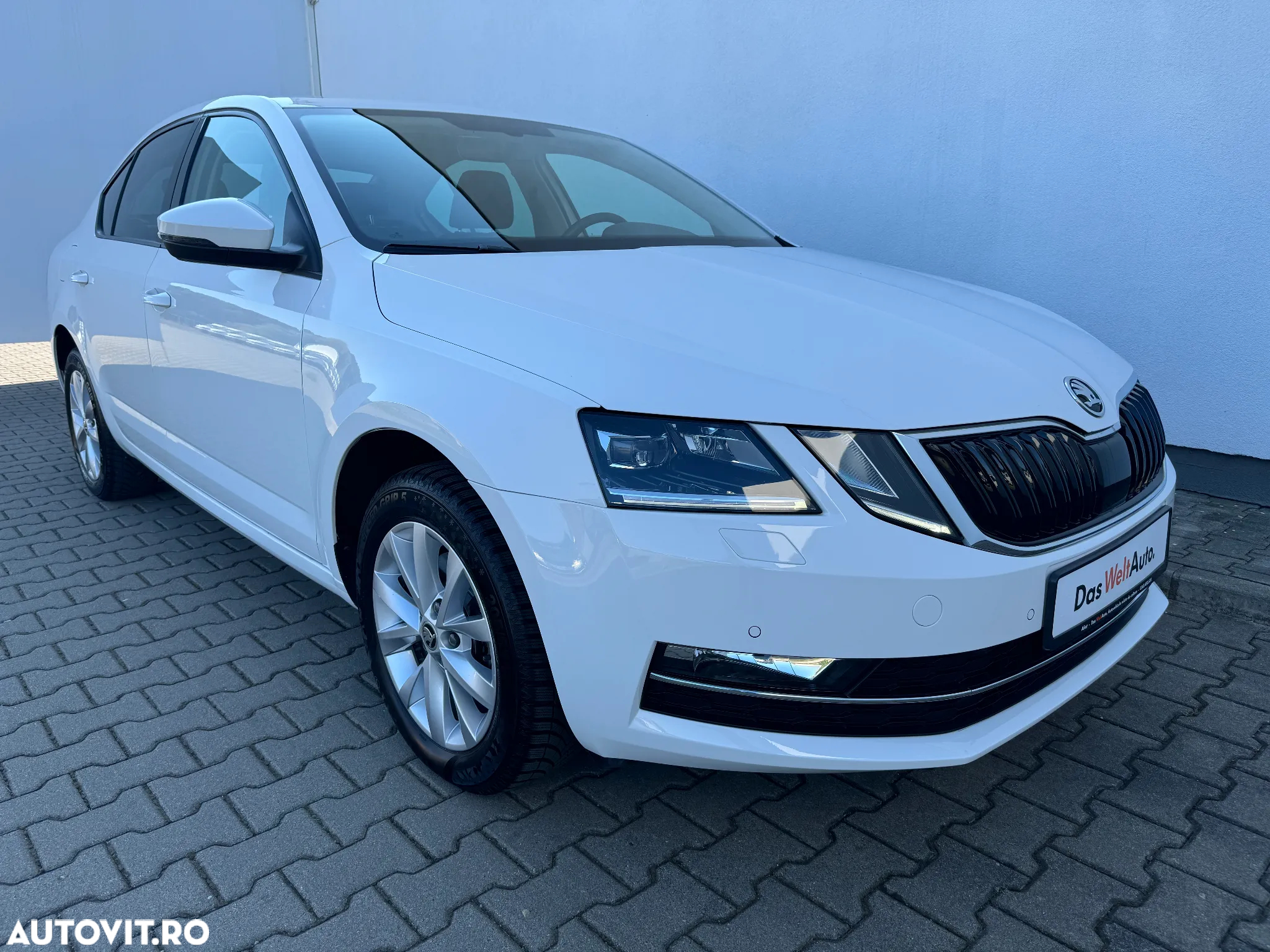 Skoda Octavia 2.0 TDI DSG 4X4 Style - 2