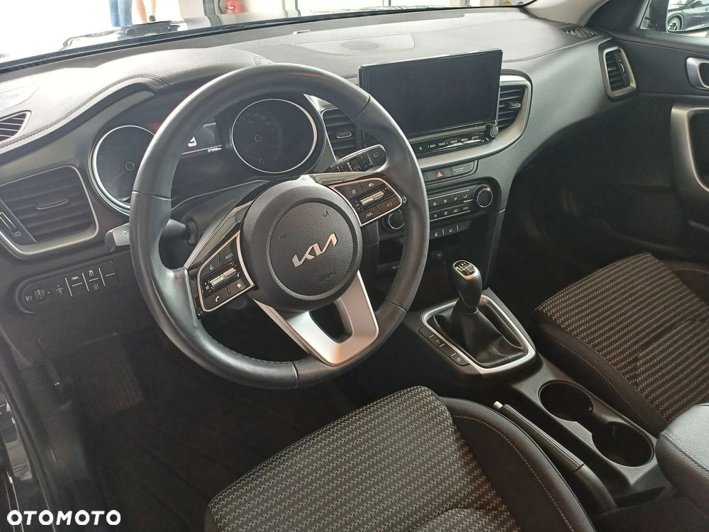 Kia XCeed 1.5 T-GDI L - 12