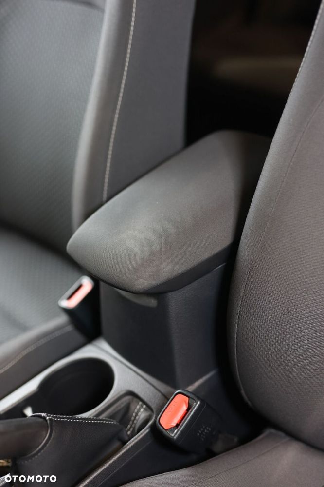 Toyota Corolla 1.6 Premium EU6 - 35