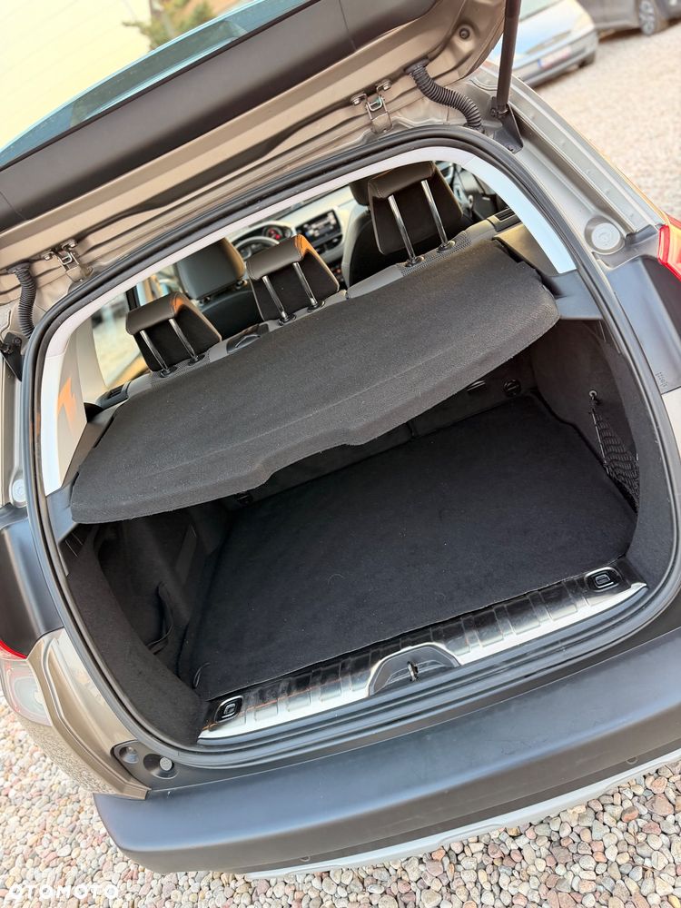 Peugeot 2008 PureTech 110 Stop&Start Allure - 17