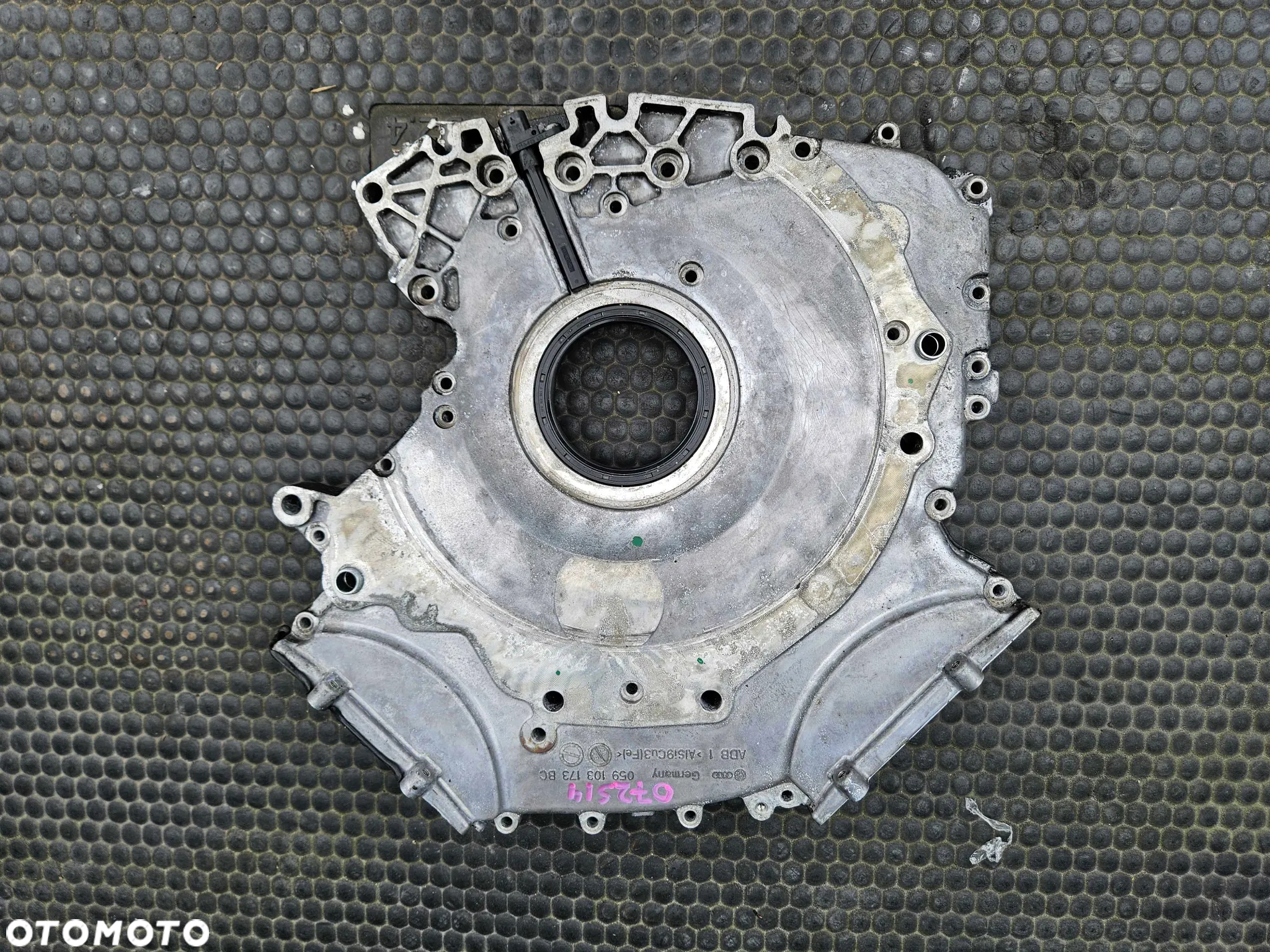 Obudowa Osłona Pokrywa Rozrzadu Silnika Dekiel Walu Kołnierz 2.7 3.0 V6 TDI Audi A4 B8 A5 Q5 - 2