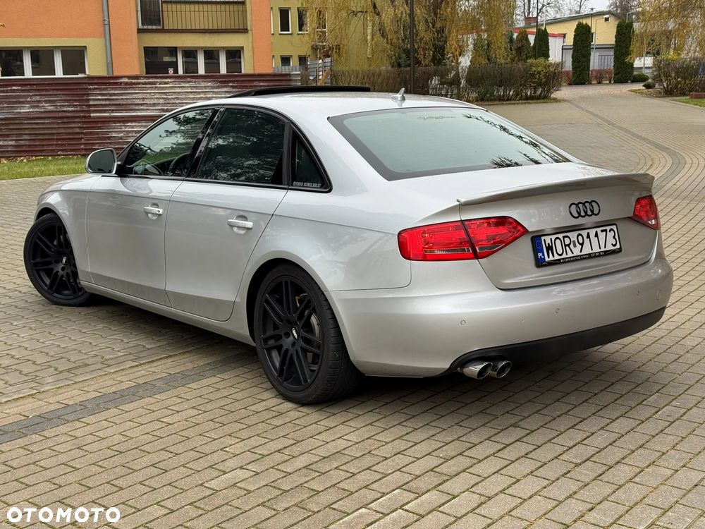 Audi A4 Limousine 2.0 TFSI Quattro - 18