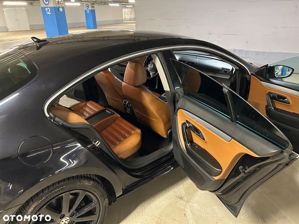 Volkswagen Passat CC - 12