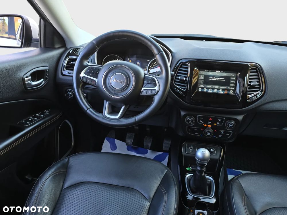 Jeep Compass 1.4 MultiAir Business Line - 16