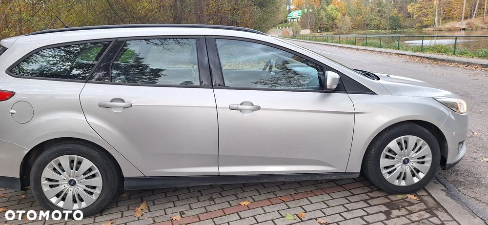 Ford Focus Turnier 1.6 TDCi DPF Start-Stopp-System Trend - 10