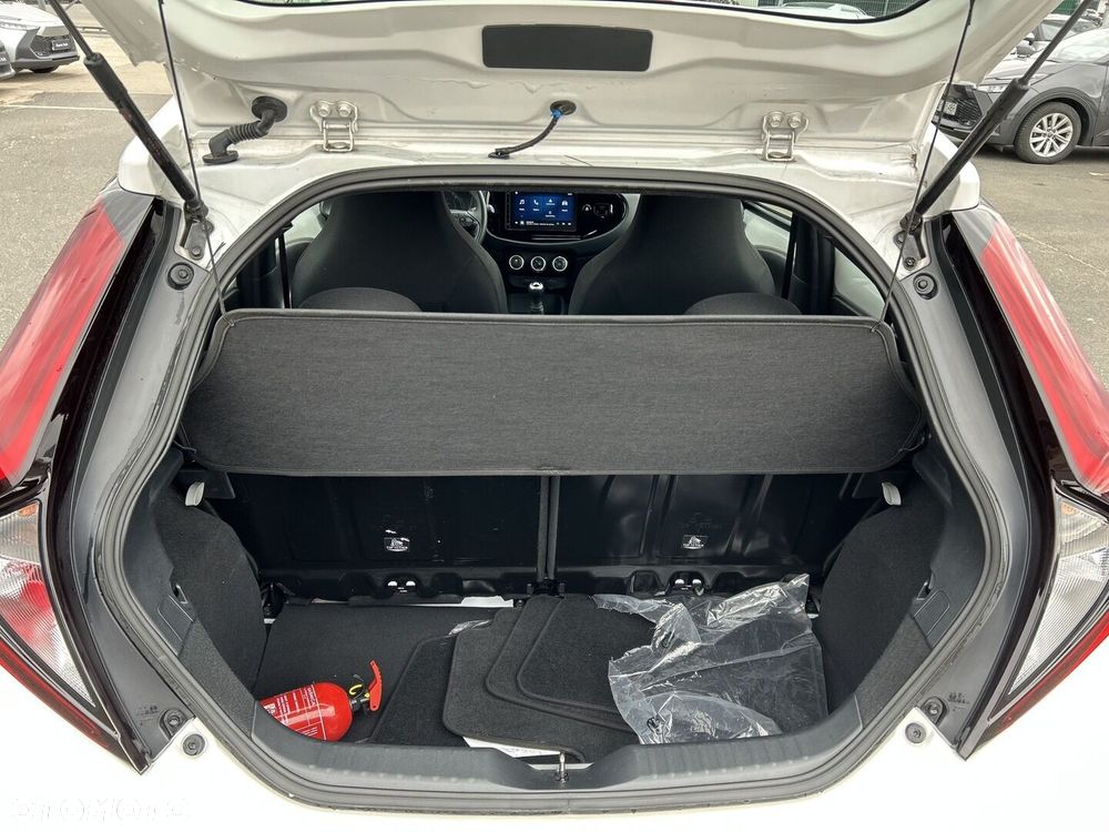 Toyota Aygo X - 22