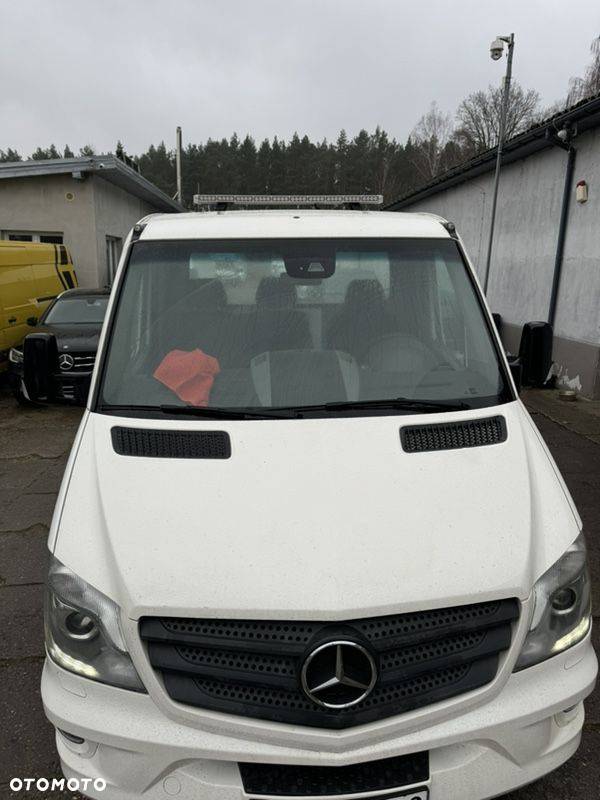 Mercedes-Benz Sprinter 519 - 20