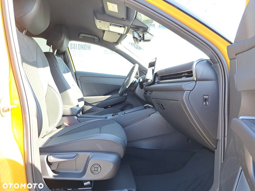 Volkswagen T-Roc 1.5 eTSI R-Line DSG - 17