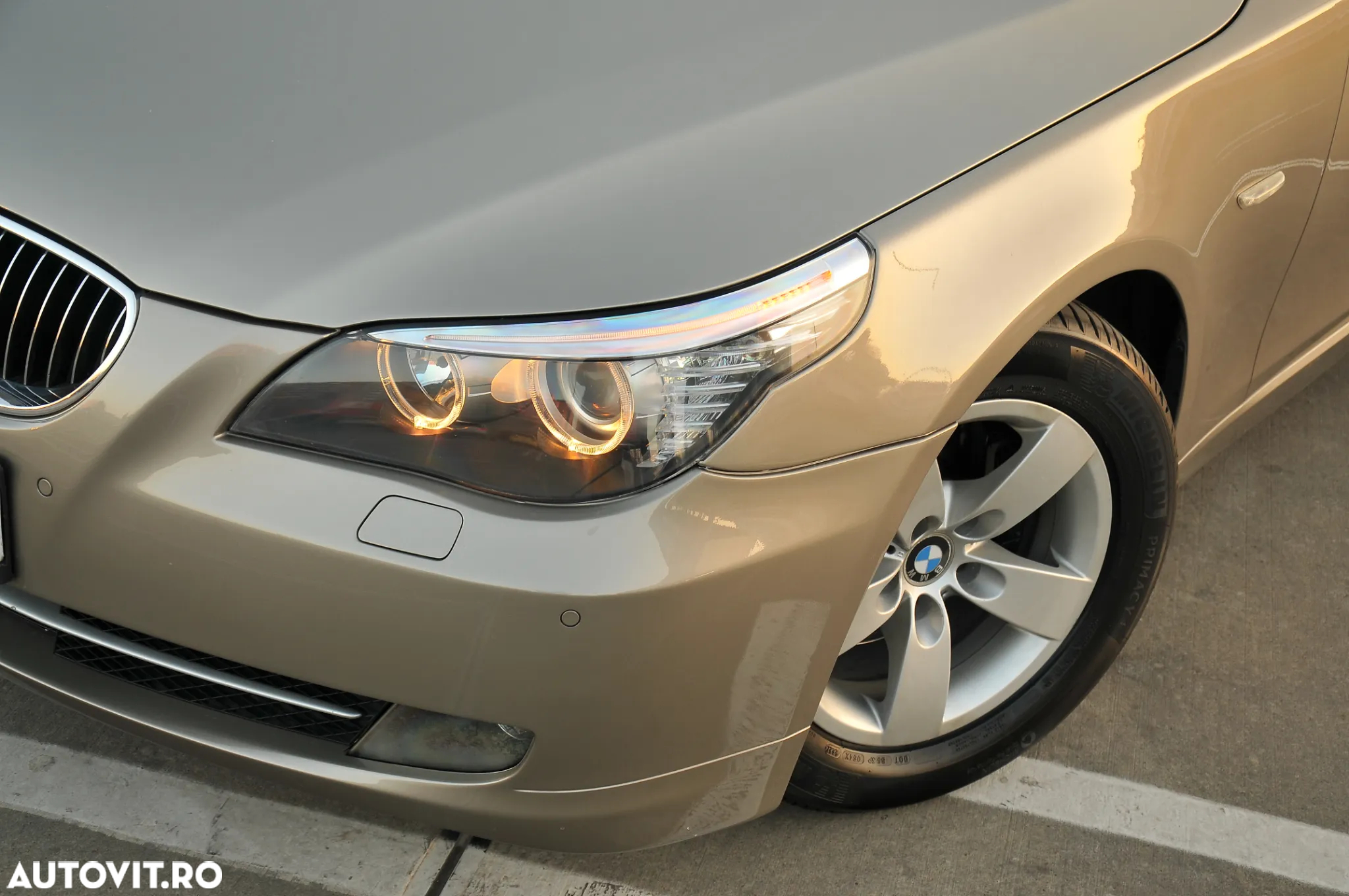 BMW Seria 5 523i Aut. - 27