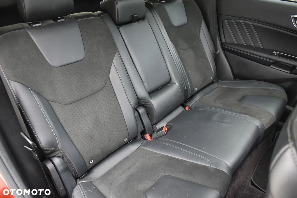 Ford Edge 2.0 TDCi Bi-Turbo 4x4 ST-LINE - 34