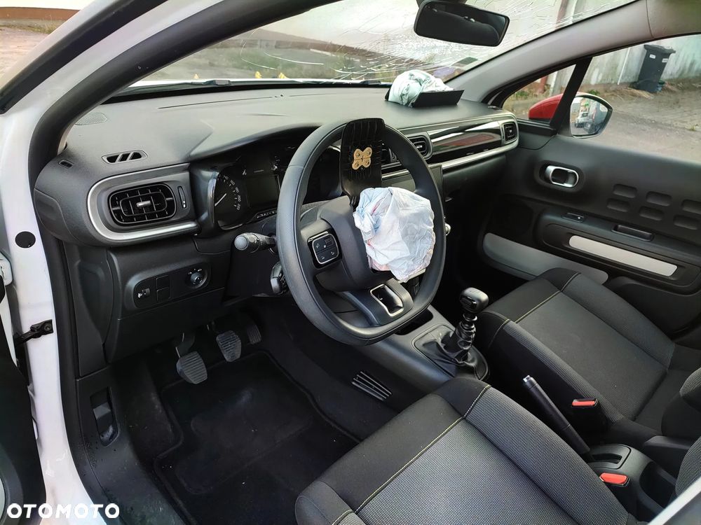 Citroën C3 1.2 PureTech Shine - 10
