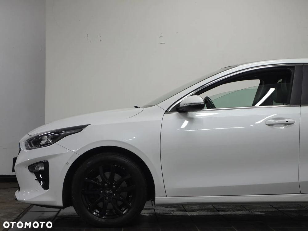 Kia Ceed 1.4 T-GDI OPF Platinum Edition - 16