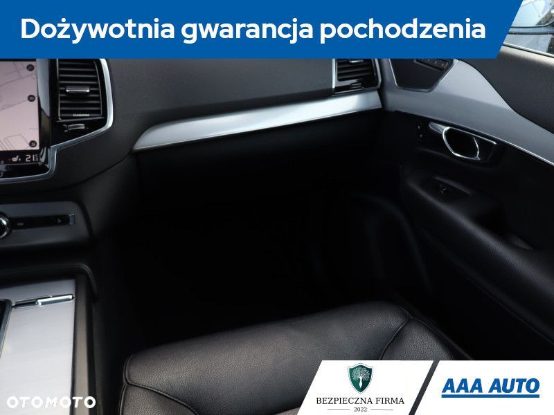 Volvo XC 90 - 10