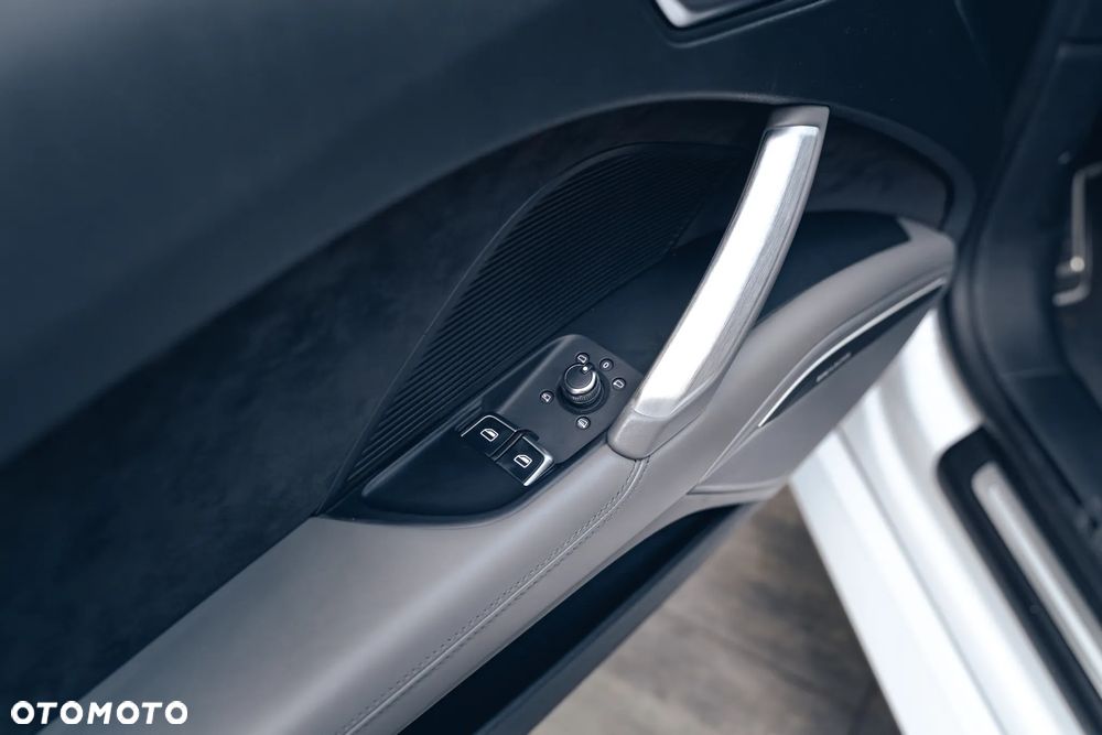 Audi TT S Coupé 2.0 TFSI Quattro tronic - 19