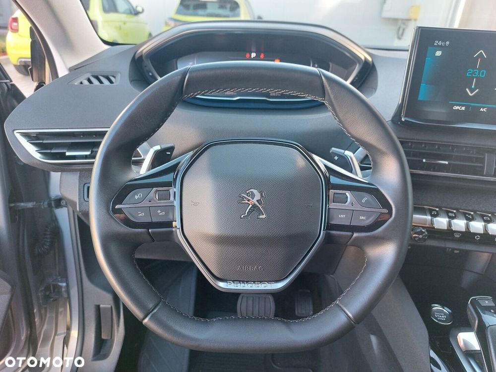 Peugeot 3008 1.2 PureTech Allure Pack S&S EAT8 - 13