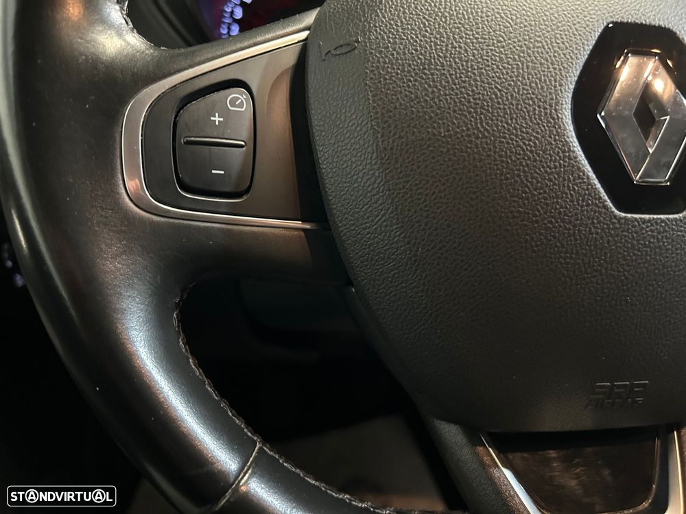 Renault Captur 1.3 TCe Exclusive - 32
