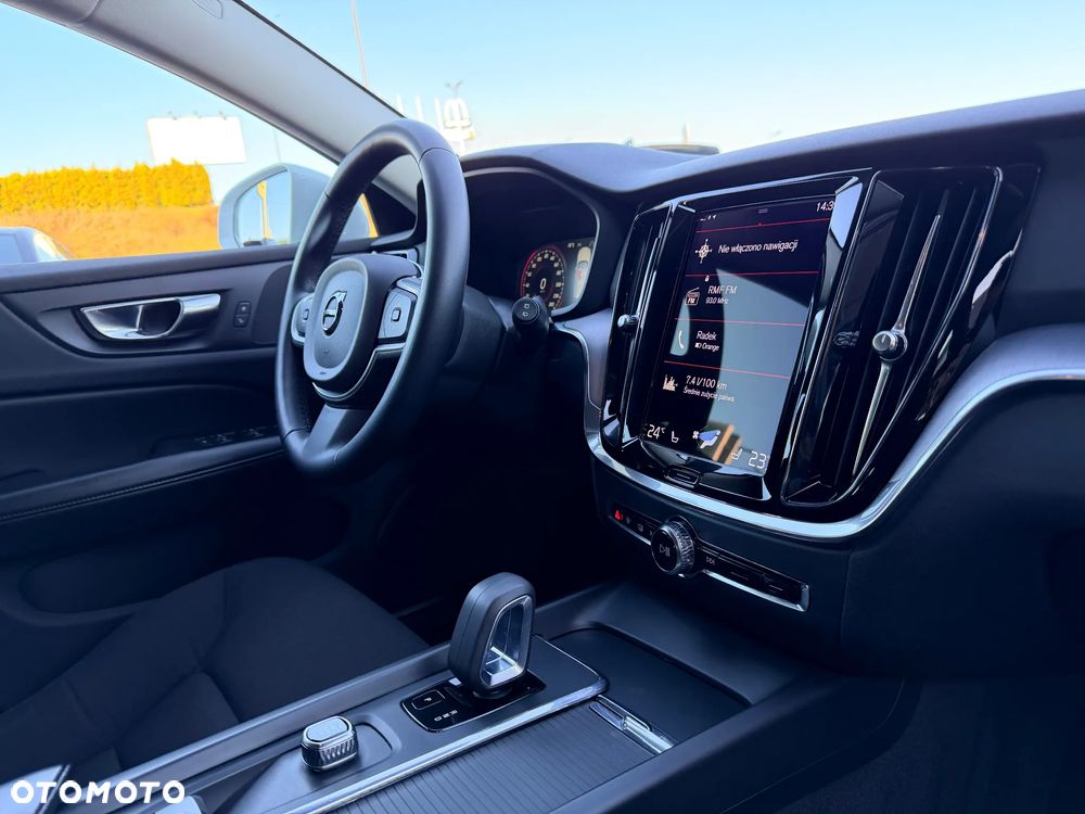Volvo V60 B3 B Momentum Pro - 20