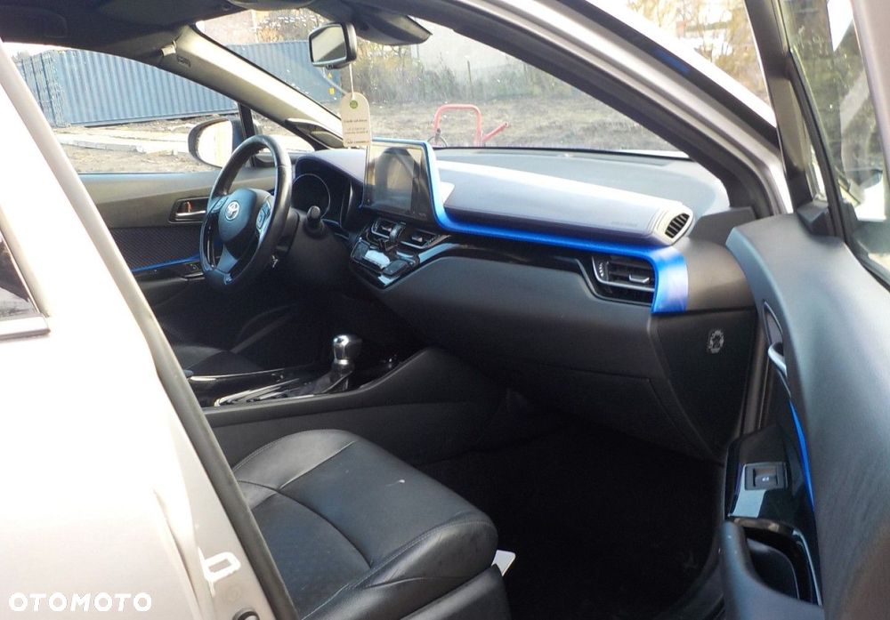 Toyota C-HR - 24