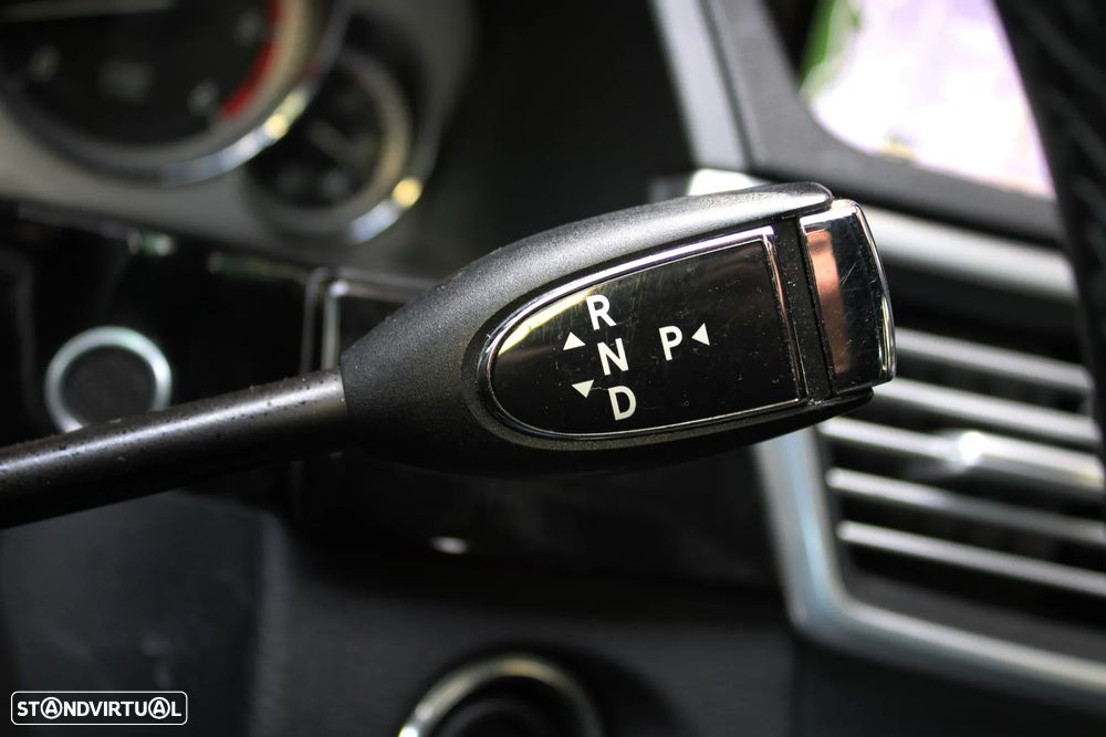 Mercedes-Benz E 350 CDI Avantgarde BlueEfficiency - 40