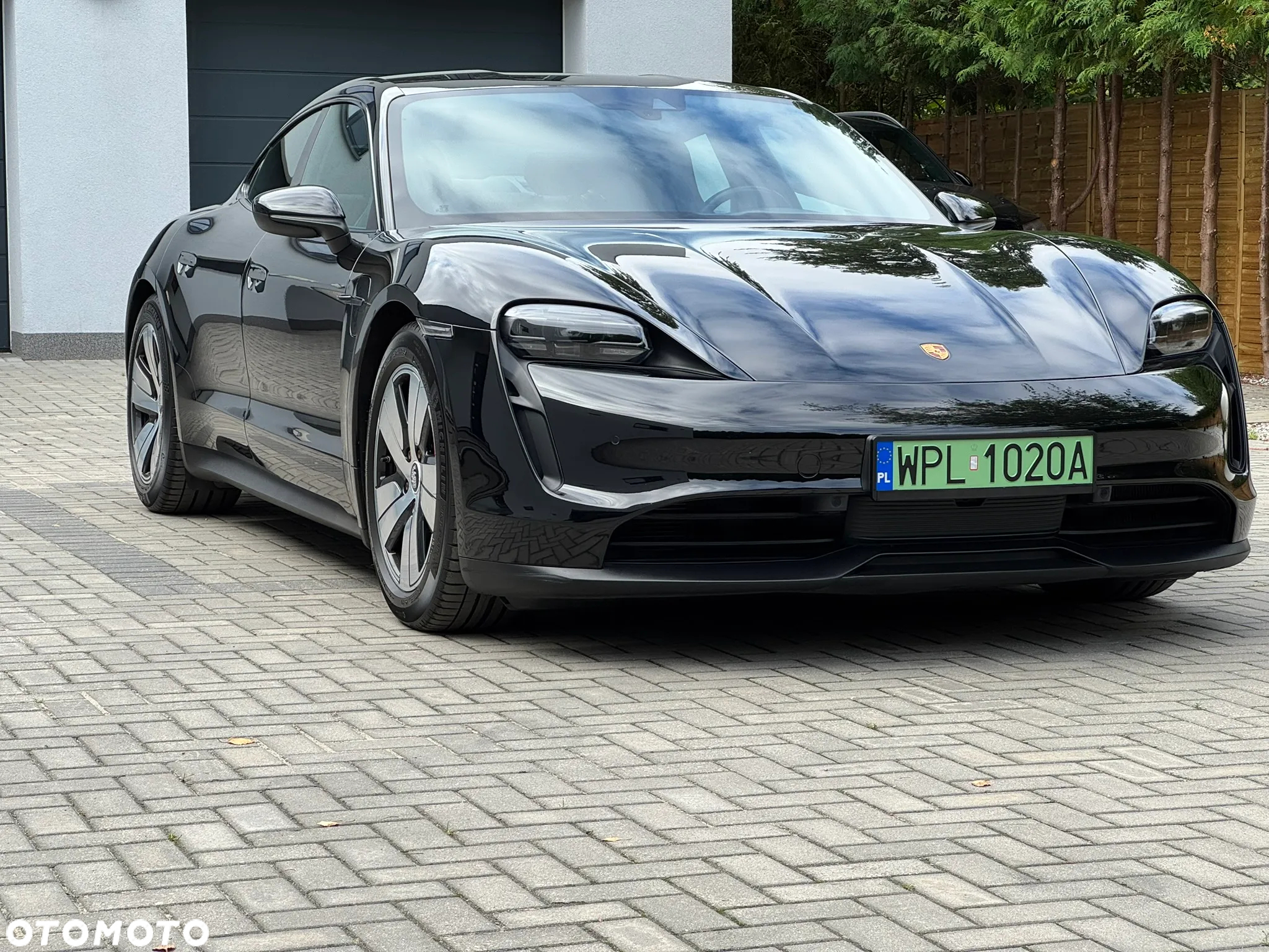 Porsche Taycan - 3