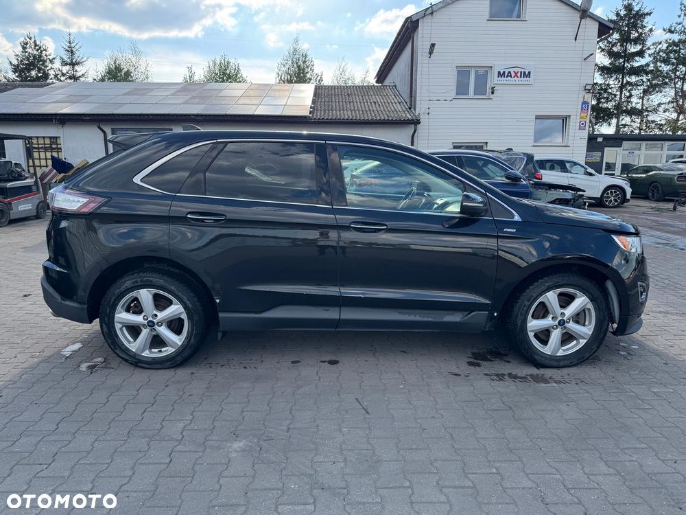 Ford Edge - 4