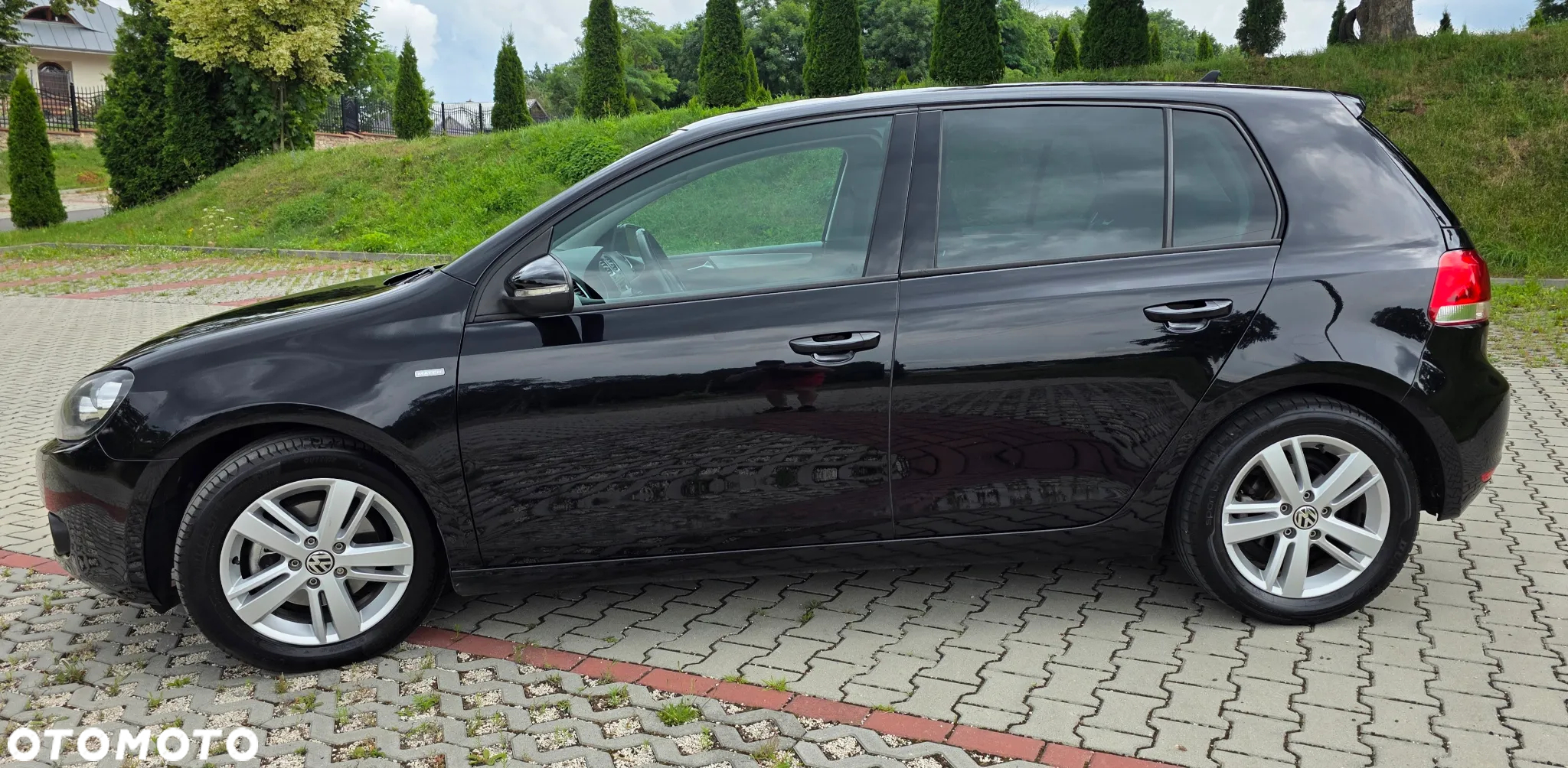 Volkswagen Golf 2.0 TDI DPF MATCH - 9