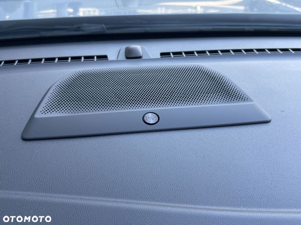 Ford Tourneo Custom - 34