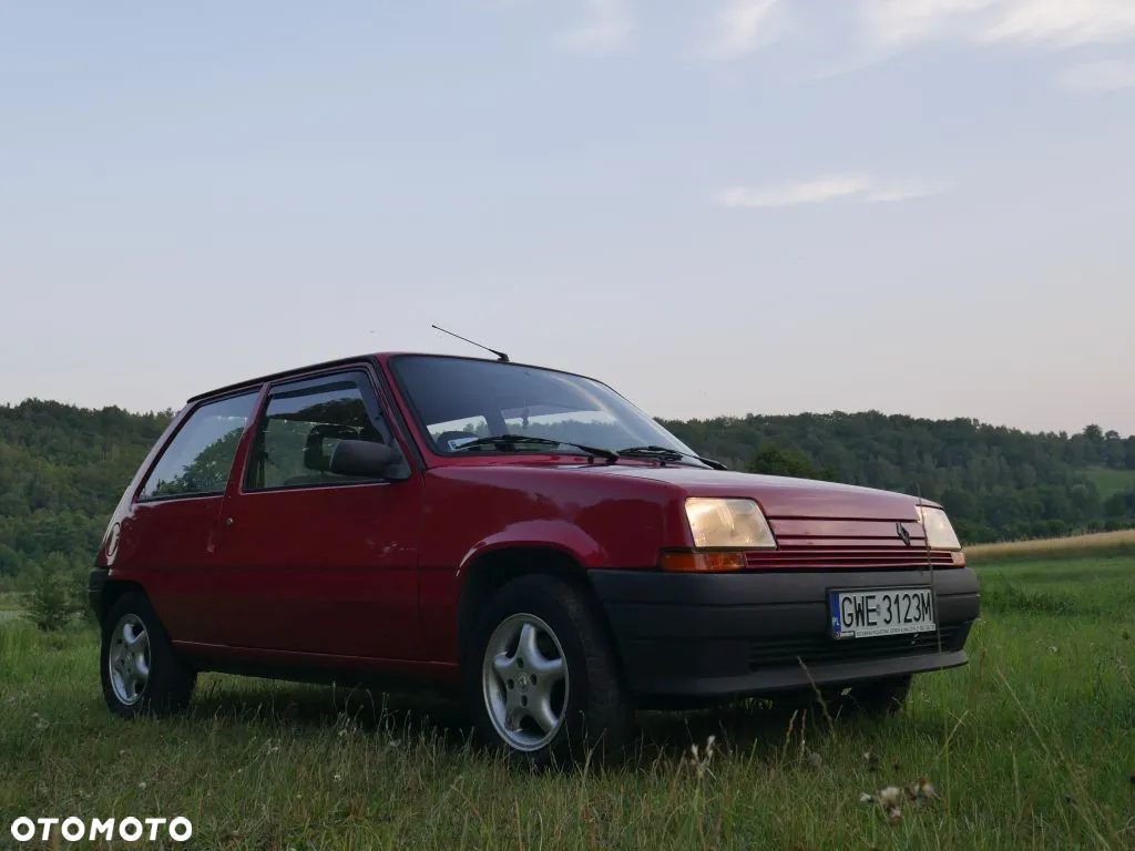 Renault 5 - 12