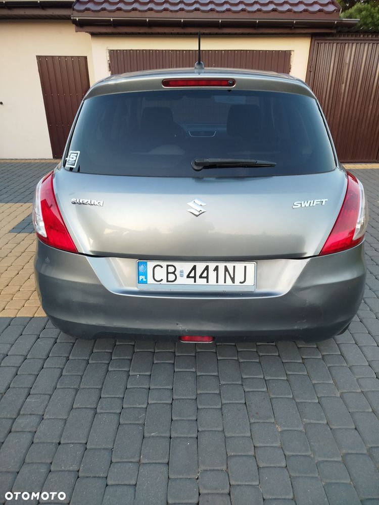 Suzuki Swift - 2