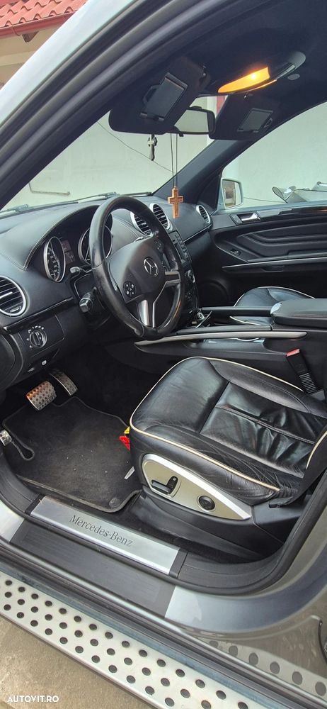 Mercedes-Benz ML 300 CDI 4Matic 7G-TRONIC DPF BlueEFFICIENCY Grand Edition - 9